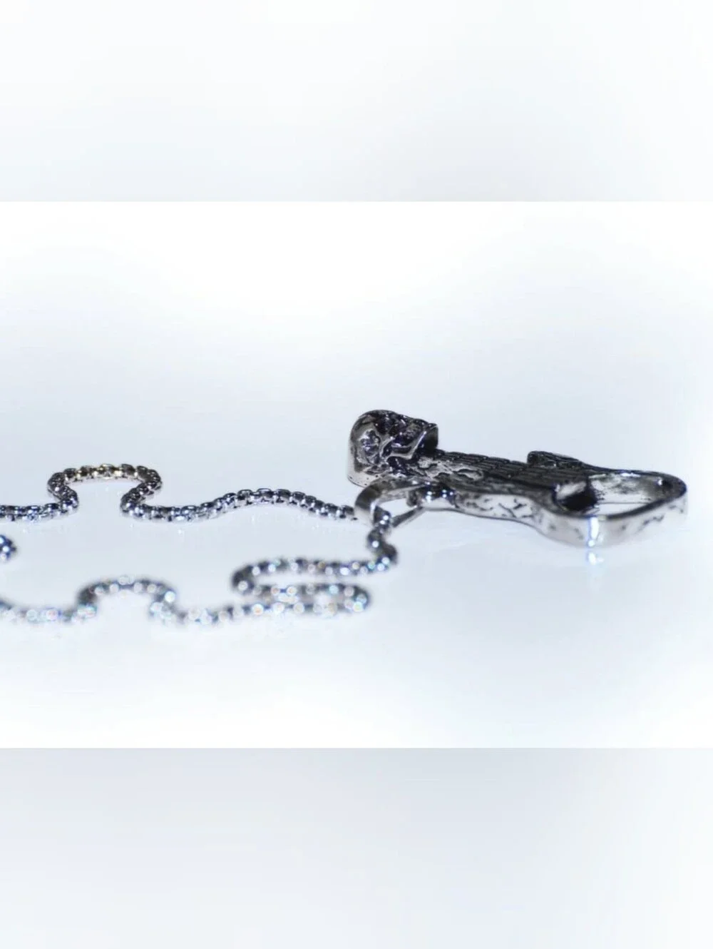Men's Skull Guitar Bottle Opener Necklace w/ Pendant – Silver style Biker & Rock